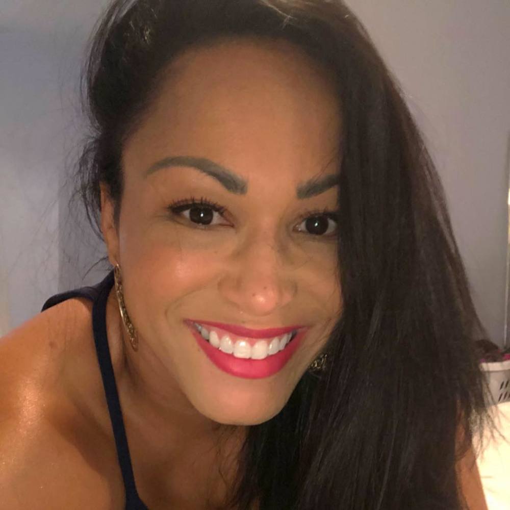 Meet your Posher, Sibby